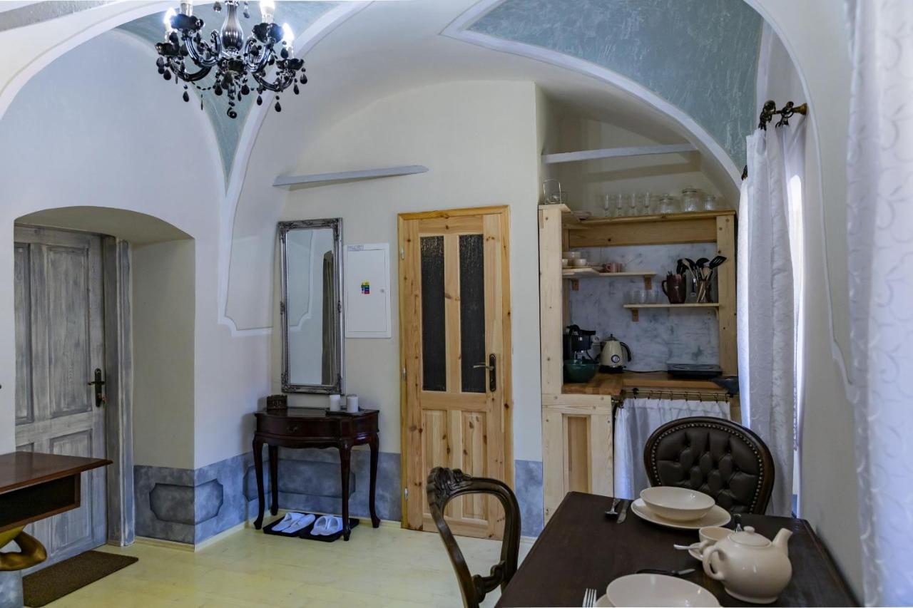 Apartman Charlotte V Dome So Studnou Na Streche Banská Štiavnica エクステリア 写真