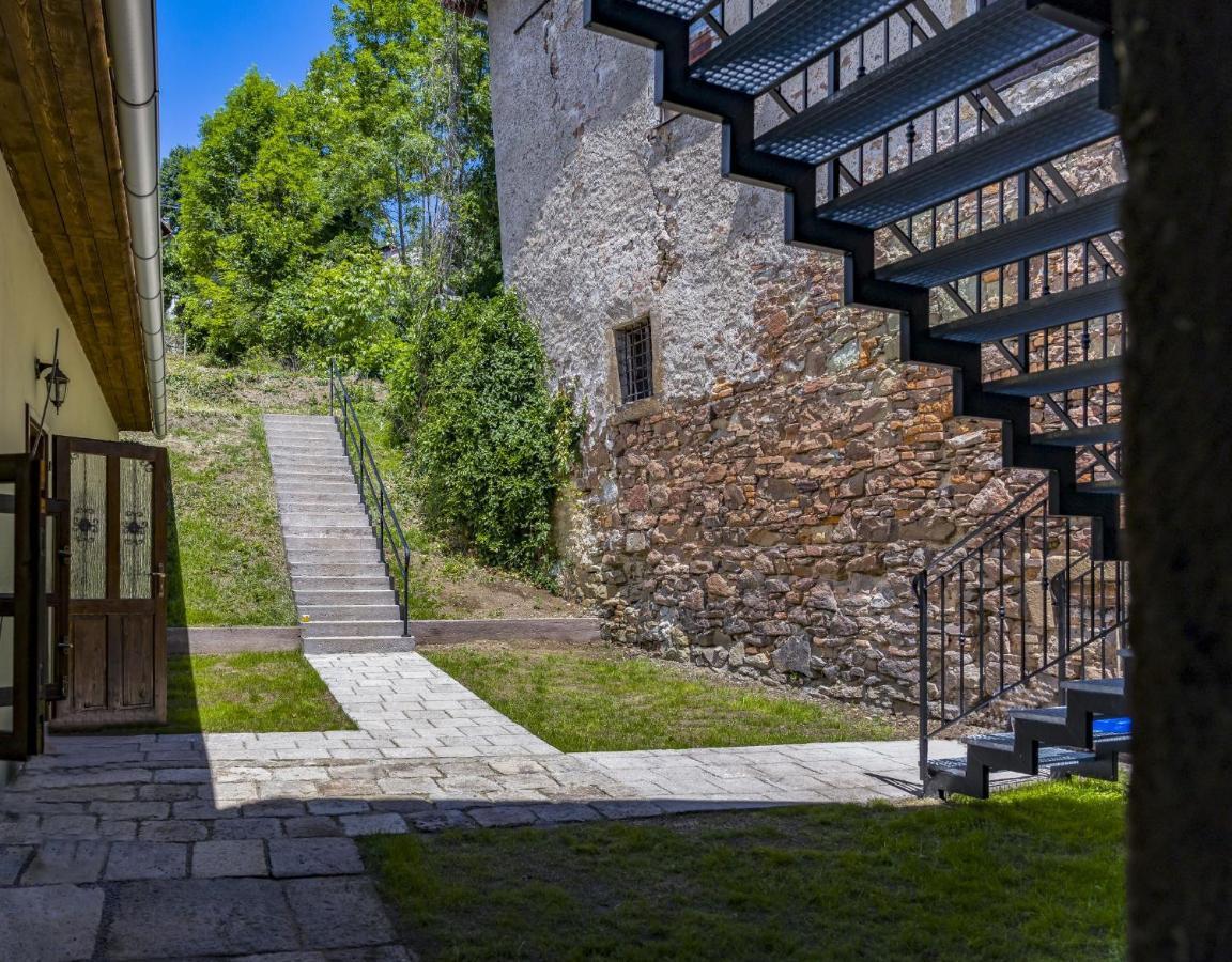 Apartman Charlotte V Dome So Studnou Na Streche Banská Štiavnica エクステリア 写真